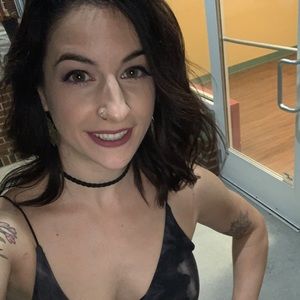 Meet your Posher, Kim